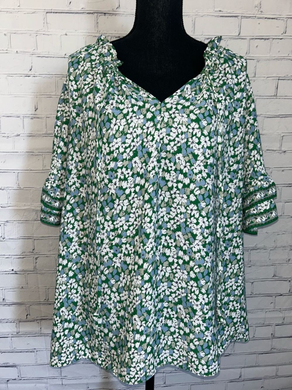 Max Studio. 3x Floral Green Short-Sleeve Women’s Blouse